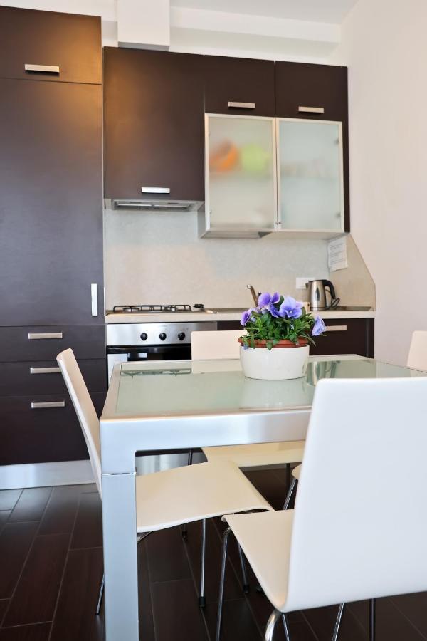 Casa Vacanze Aurora Centro ริมินี ภายนอก รูปภาพ