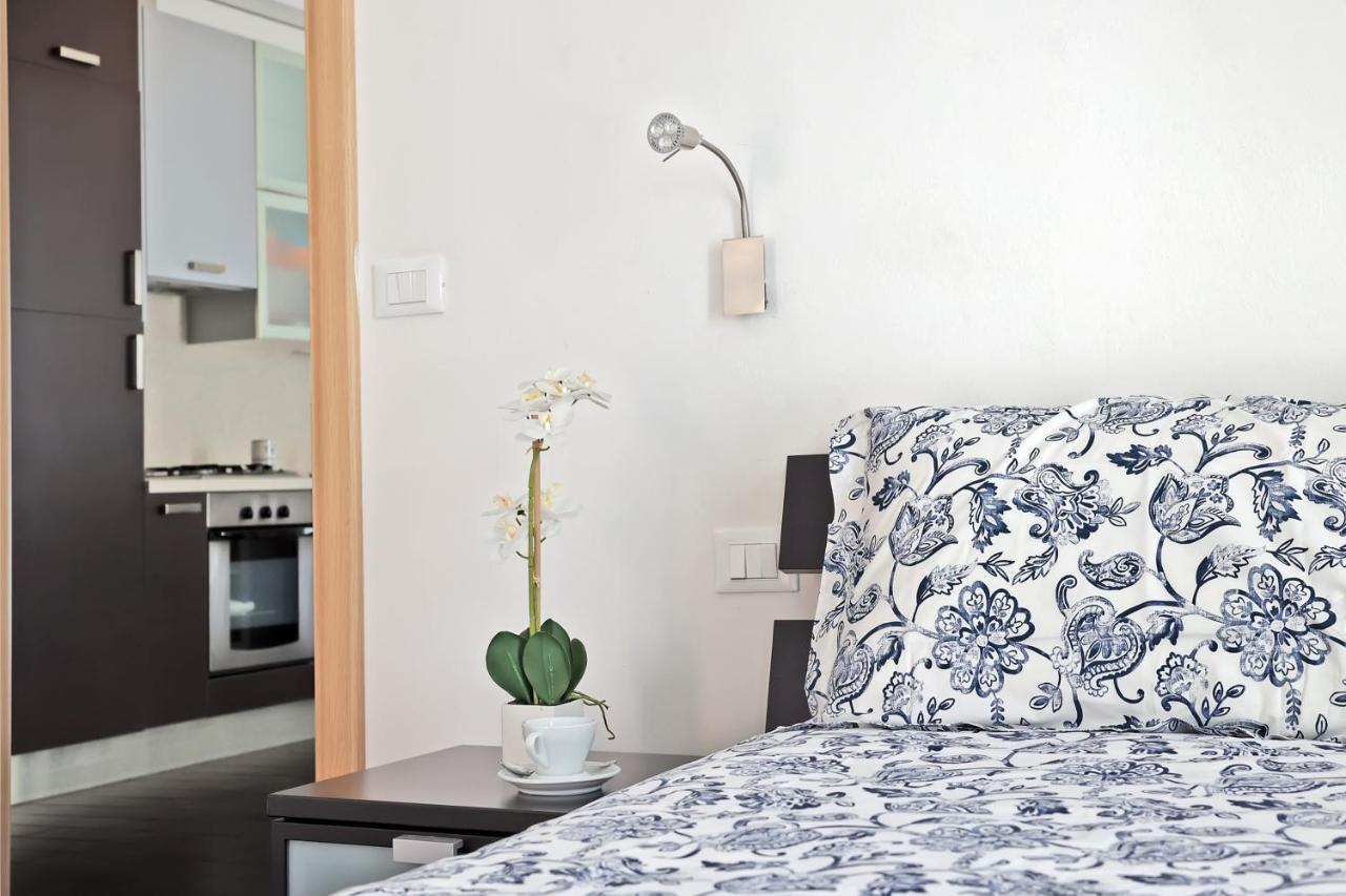 Casa Vacanze Aurora Centro ริมินี ภายนอก รูปภาพ