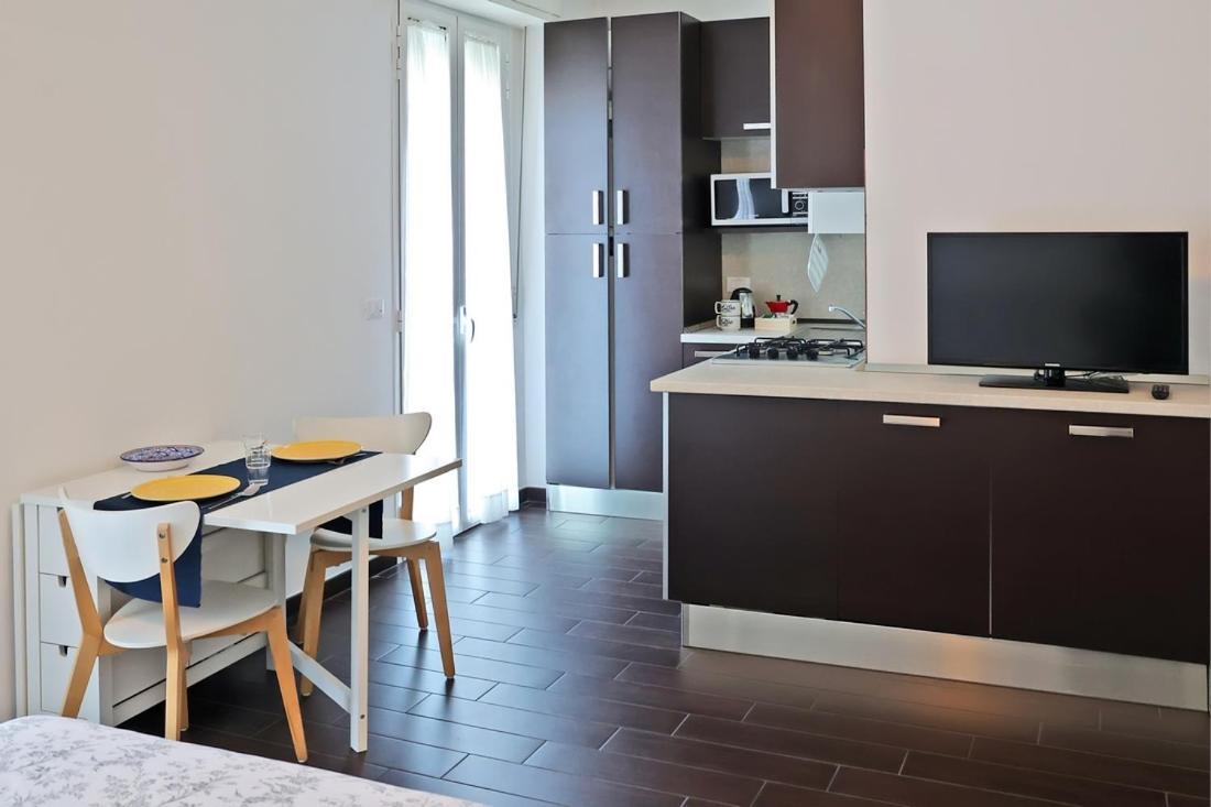 Casa Vacanze Aurora Centro ริมินี ภายนอก รูปภาพ